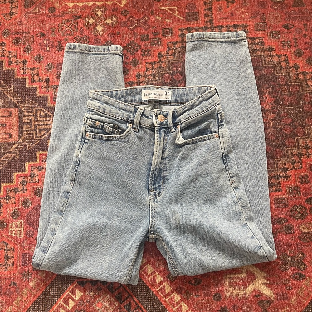 Stradivarius Women's Light Blue skinny mom jeans